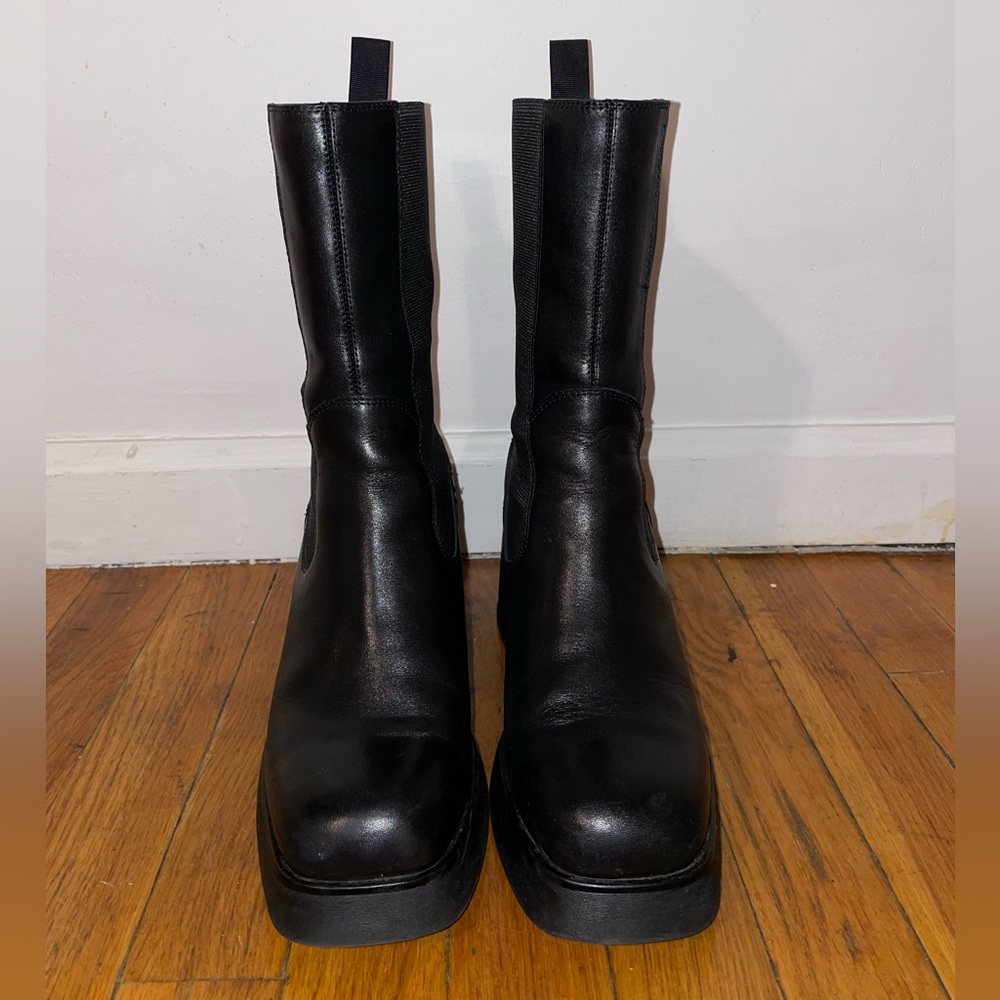 Vagabond Brooke Heeled Chelsea Boot